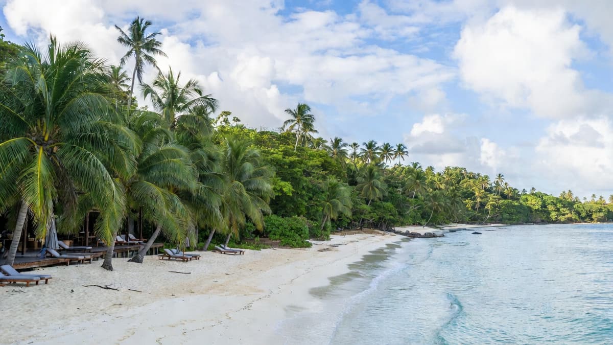 Robert De Niro's Luxury Hotel Brand Is Opening a Barefoot Retreat on This Remote Caribbean Island