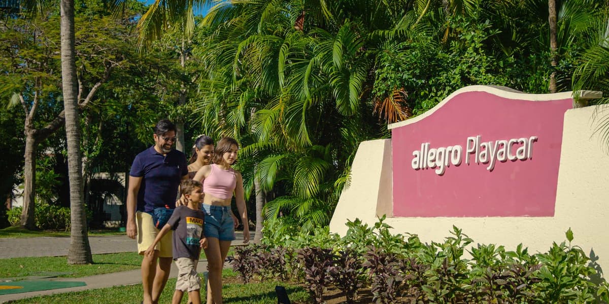 Resort exterior at Allegro Playacar