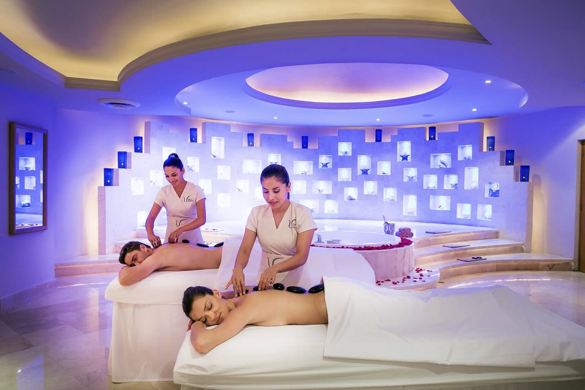 Barceló Maya Colonial