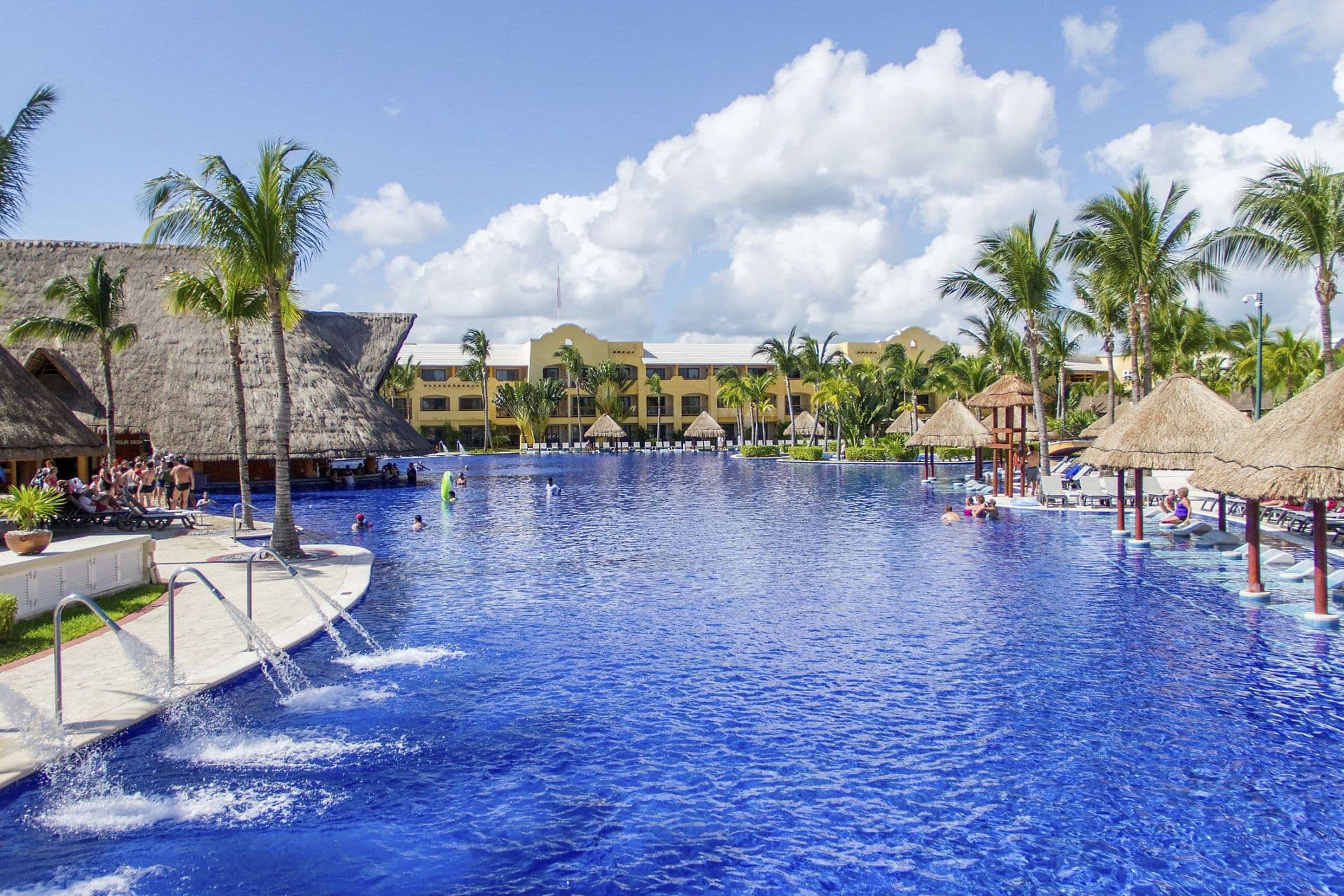 Barceló Maya Palace Pools