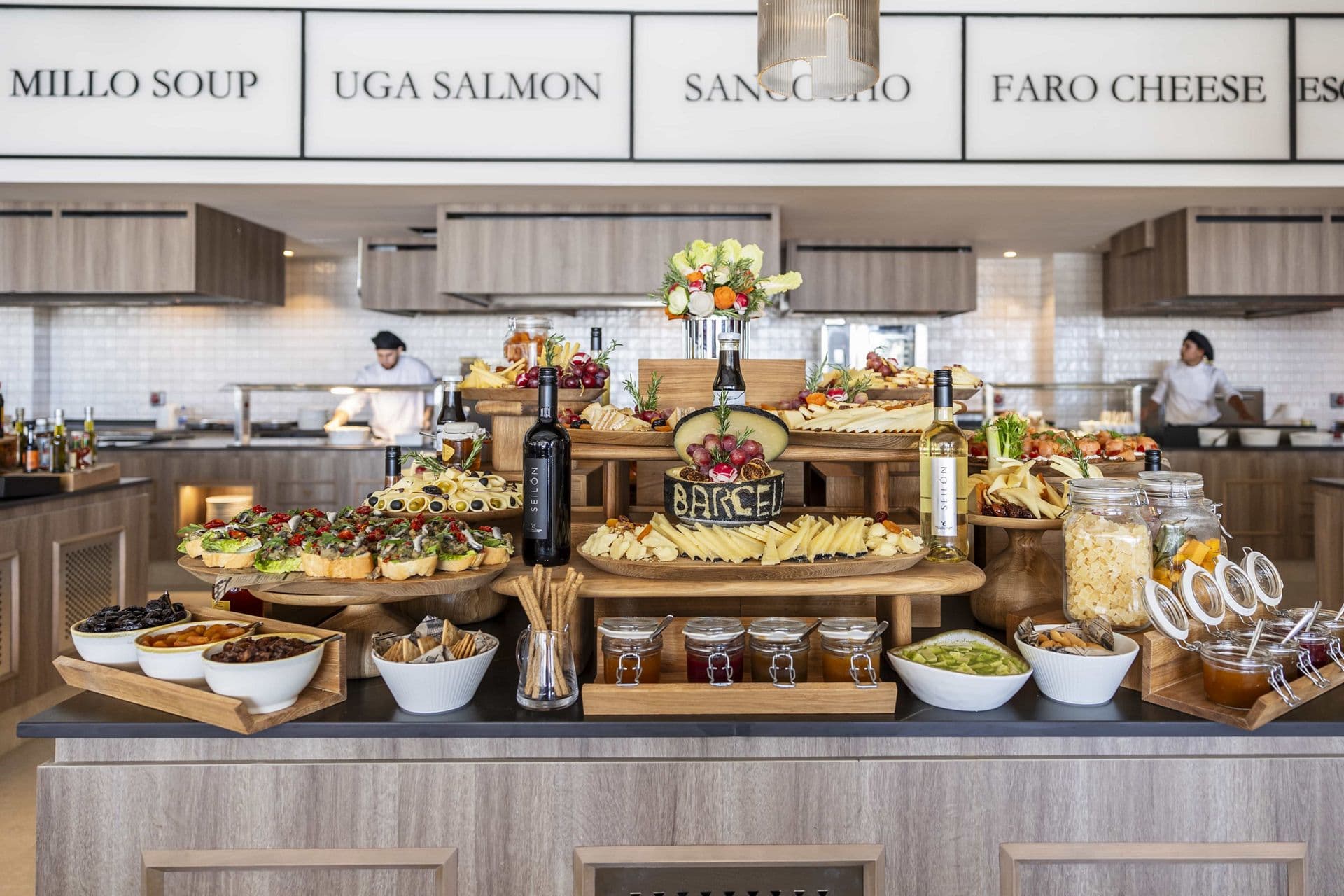 Barceló Playa Blanca Dining & Restaurants