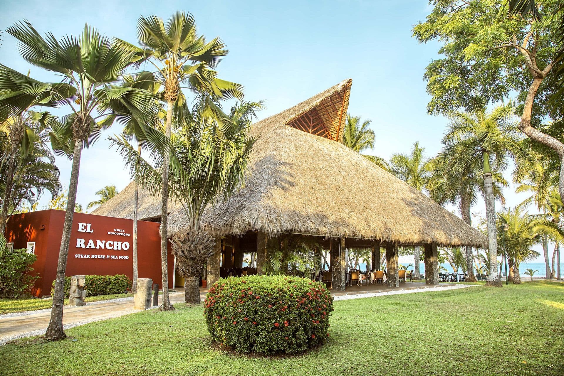 Barceló Tambor Dining & Restaurants