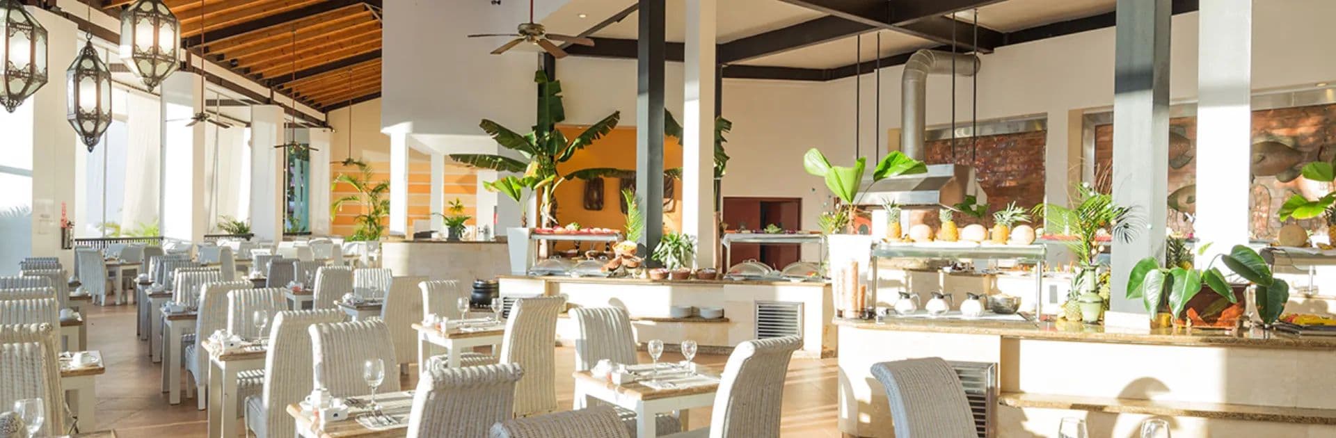BlueBay Villas Doradas Dining & Restaurants