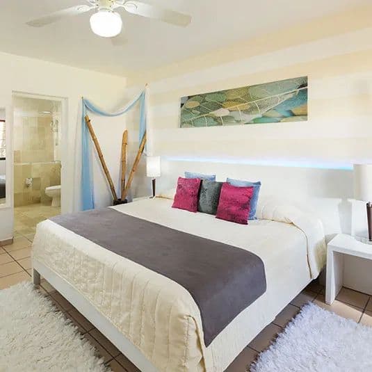 BlueBay Villas Doradas Rooms & Suites