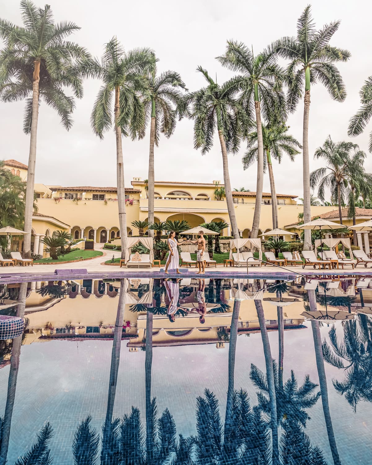 Poolside relaxation at Casa Velas