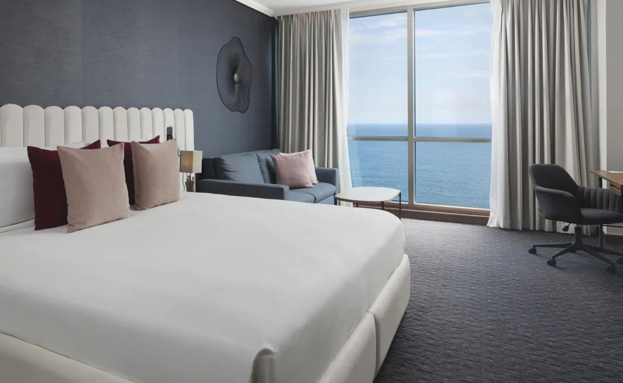 Catalonia Santo Domingo Rooms & Suites