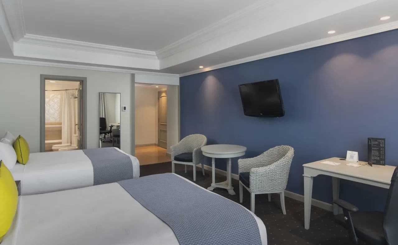 Catalonia Santo Domingo Rooms & Suites