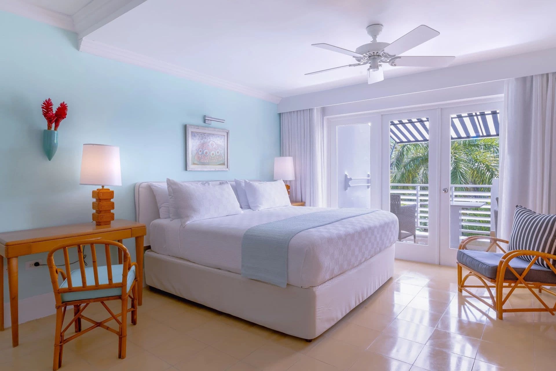 Guest room at Couples Tower Isle