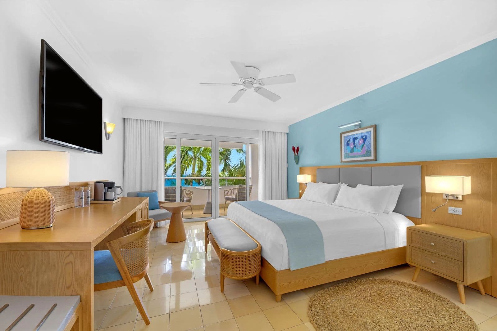 Guest room at Couples Tower Isle
