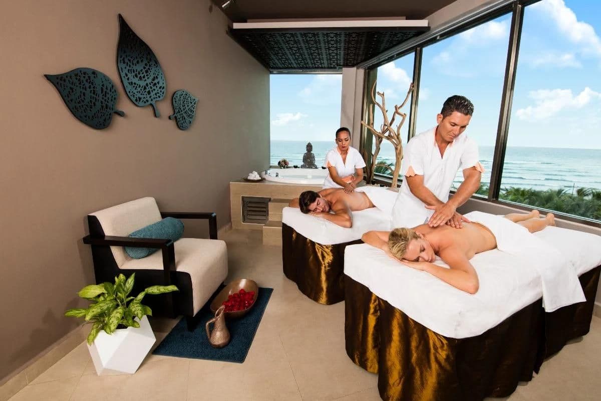 El Dorado Seaside Suites, by Karisma Rooms & Suites