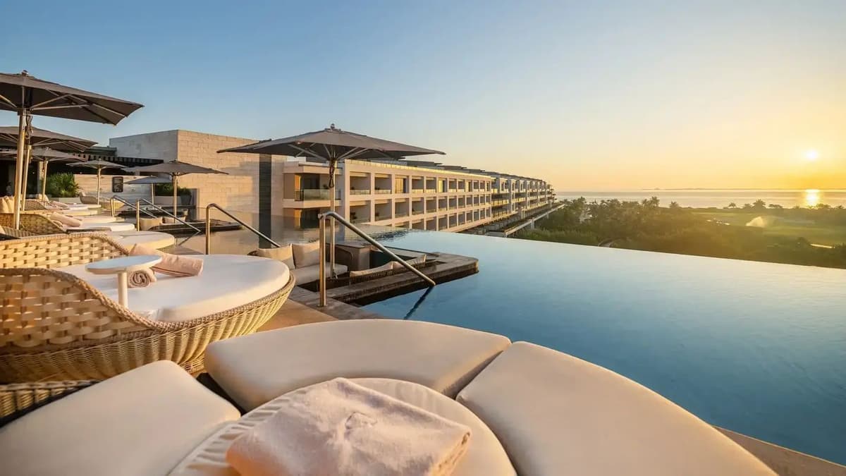 Swimming pool at ESTUDIO Playa Mujeres