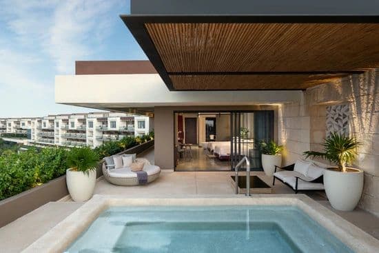 Guest room at ESTUDIO Playa Mujeres