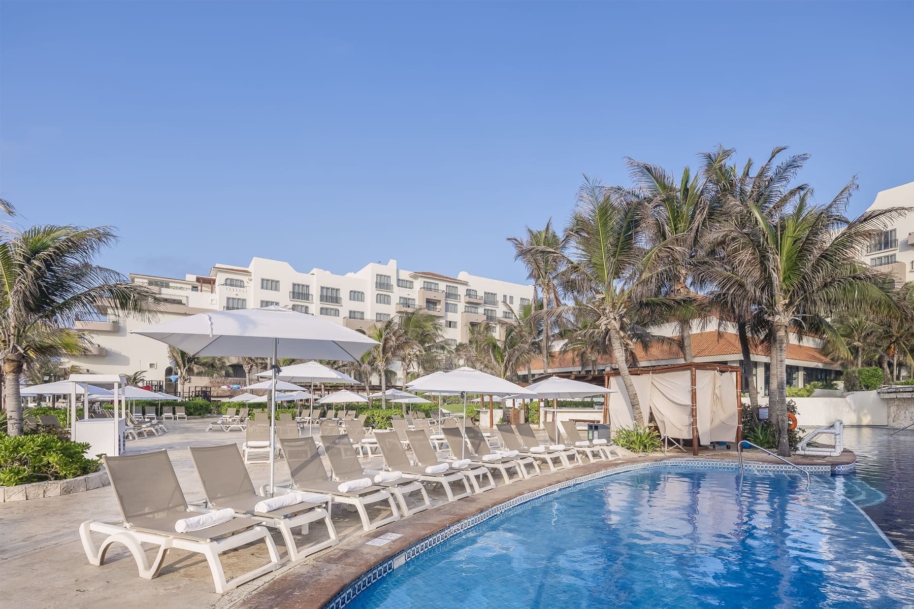 Fiesta Americana Condesa Cancún All Inclusive Pools