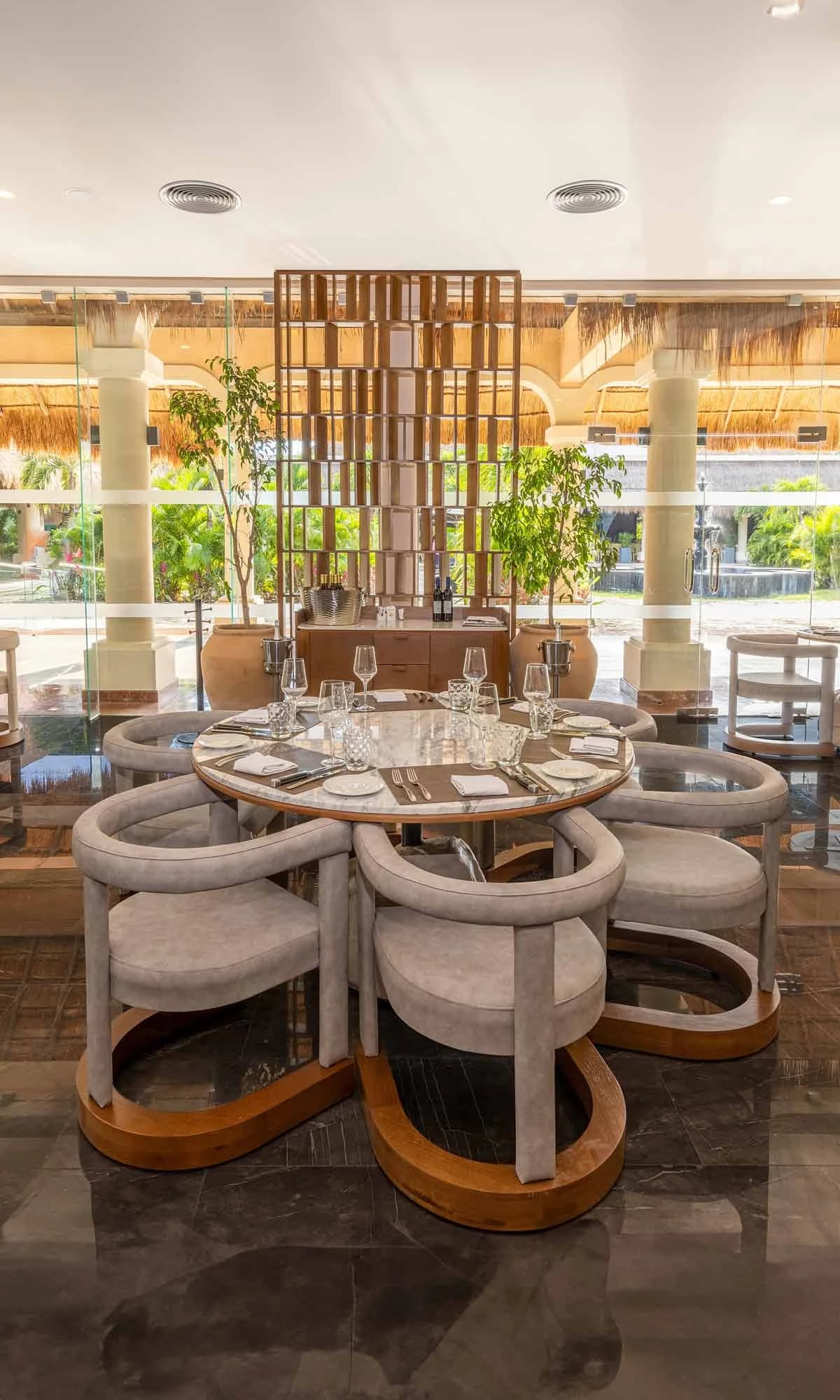 El Dorado American steakhouse — one of nine a la carte restaurants across the Riviera Maya complex