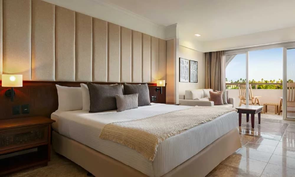 The Signature Level Junior Suite Pool Access with premium amenities and direct pool entry from the terrace