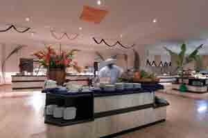 Negril international buffet restaurant serving breakfast, lunch, and dinner with nightly themed cuisine options