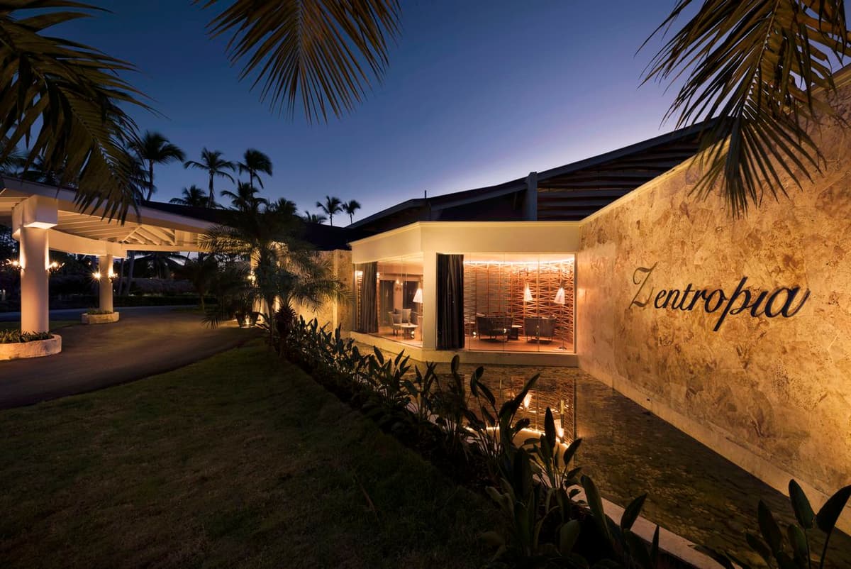 Zentropia Palladium Spa & Wellness center near the Palace lobby featuring five treatment cabins, hydrotherapy circuit, and modern gym