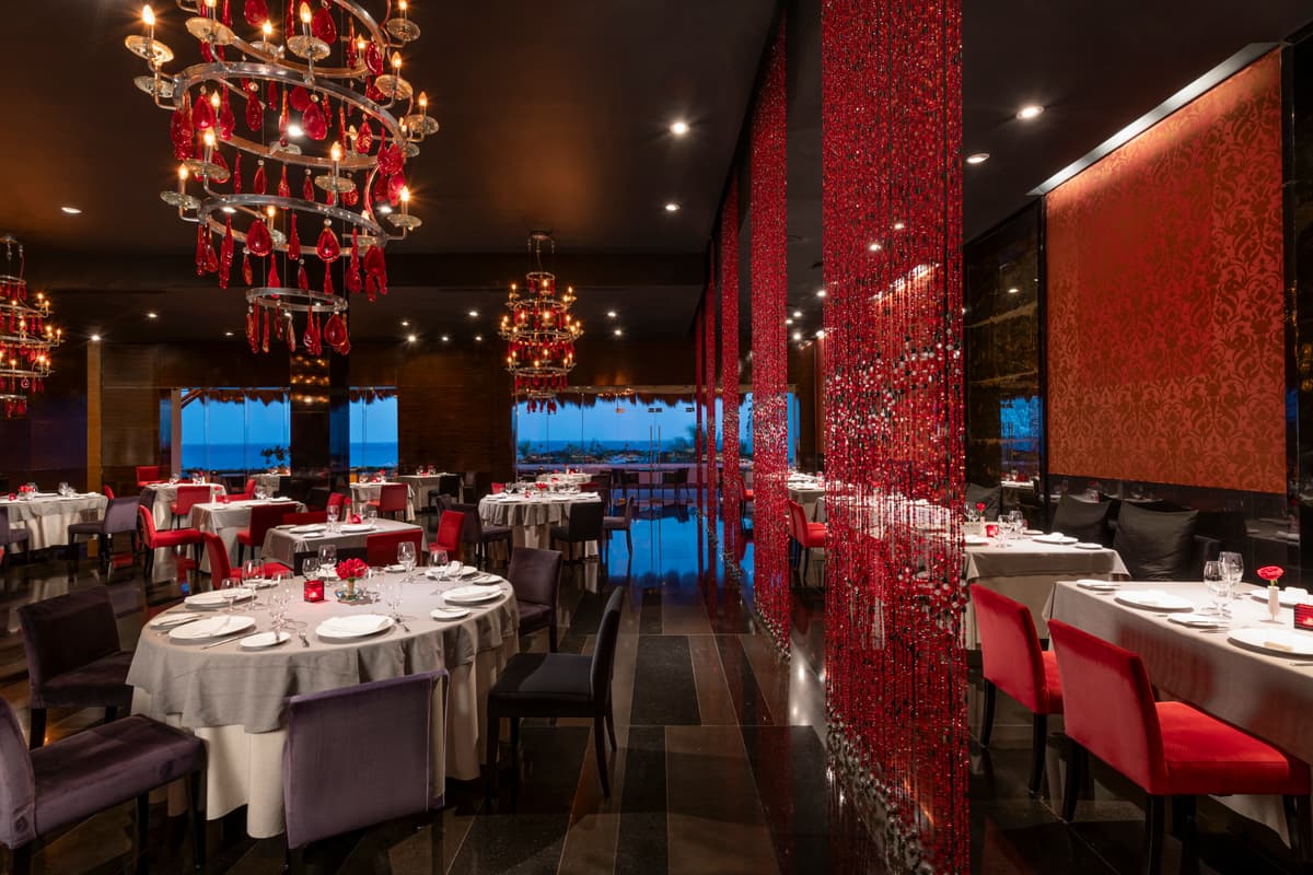 Piaf — AAA Four Diamond French restaurant with Swarovski crystal lighting