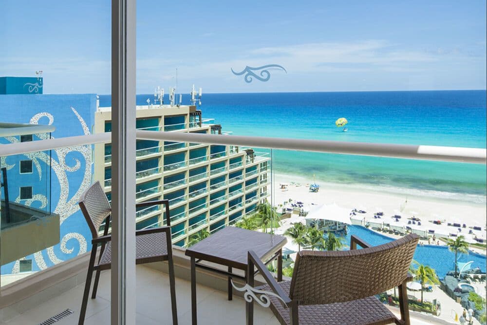 Hard Rock Hotel Cancun Rooms & Suites