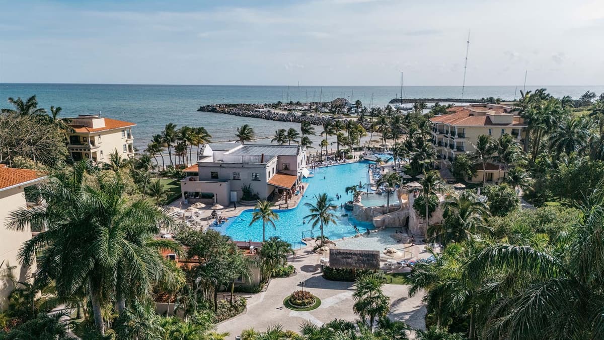 Resort exterior at Hotel Marina El Cid Spa & Beach Resort