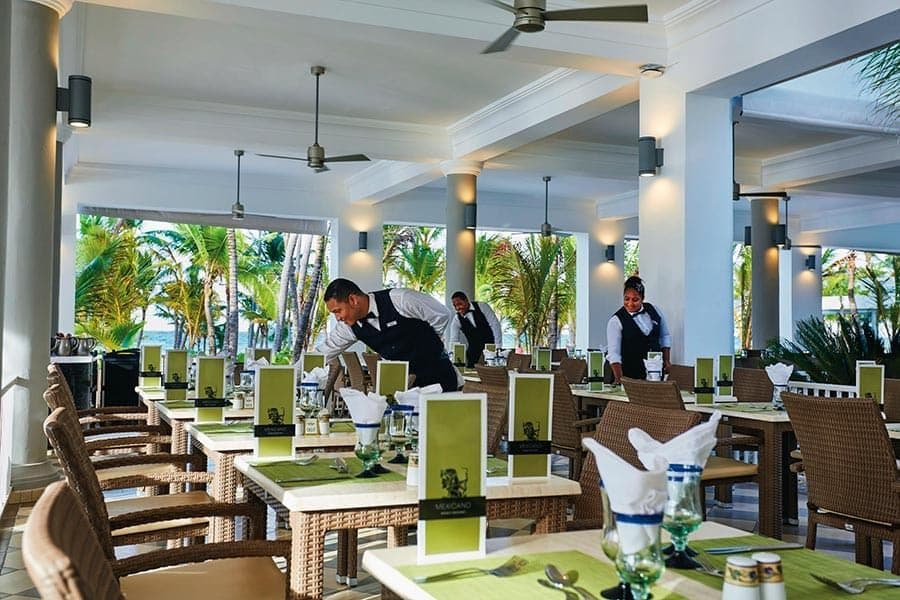 Restaurant at Hotel Riu Bambu
