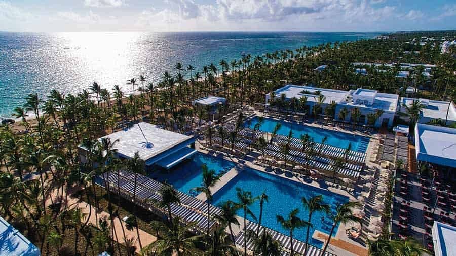 Swimming pool area at Hotel Riu Bambu
