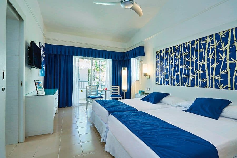 Guest room at Hotel Riu Bambu