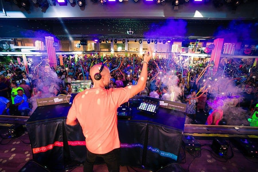 Activities at Hotel Riu Buenavista