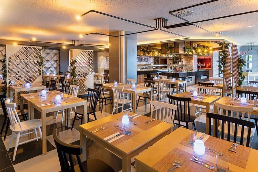 Restaurant at Hotel Riu Buenavista