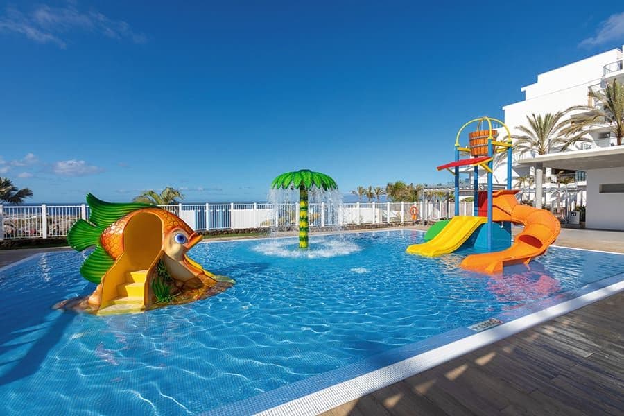 Swimming pool at Hotel Riu Buenavista