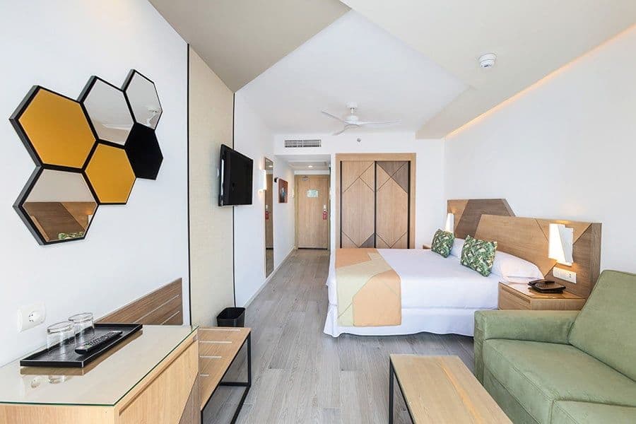Guest room at Hotel Riu Buenavista