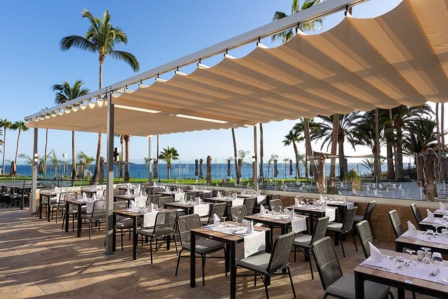 Restaurant at Hotel Riu Calypso