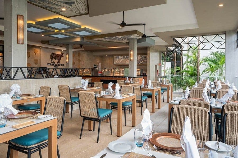 Restaurant at Hotel Riu Caribe