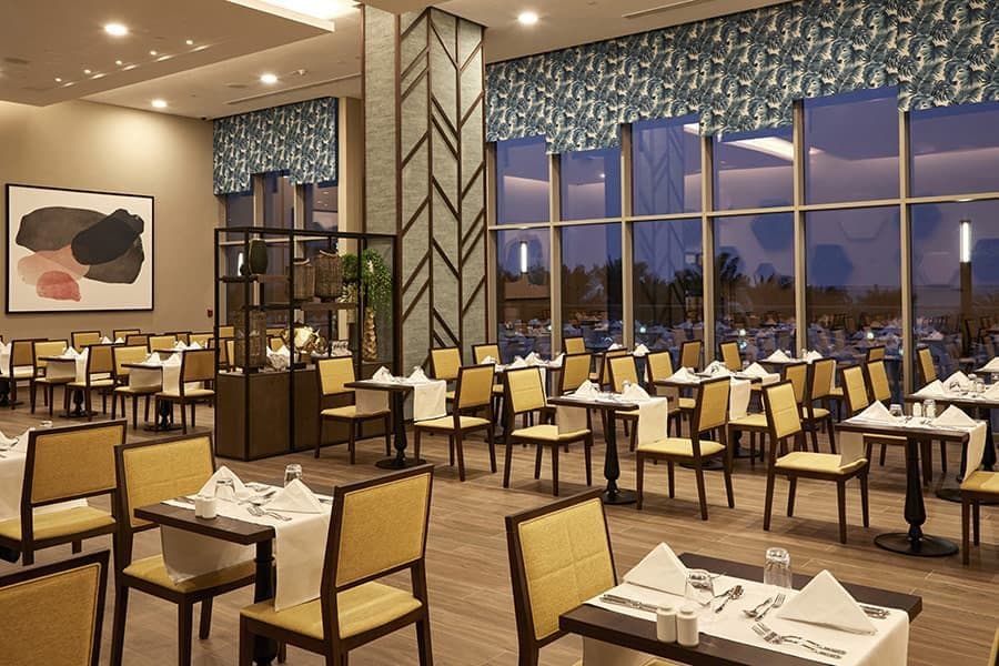 Restaurant at Hotel Riu Dubai