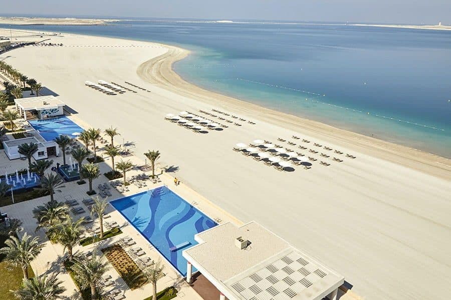 Swimming pool area at Hotel Riu Dubai