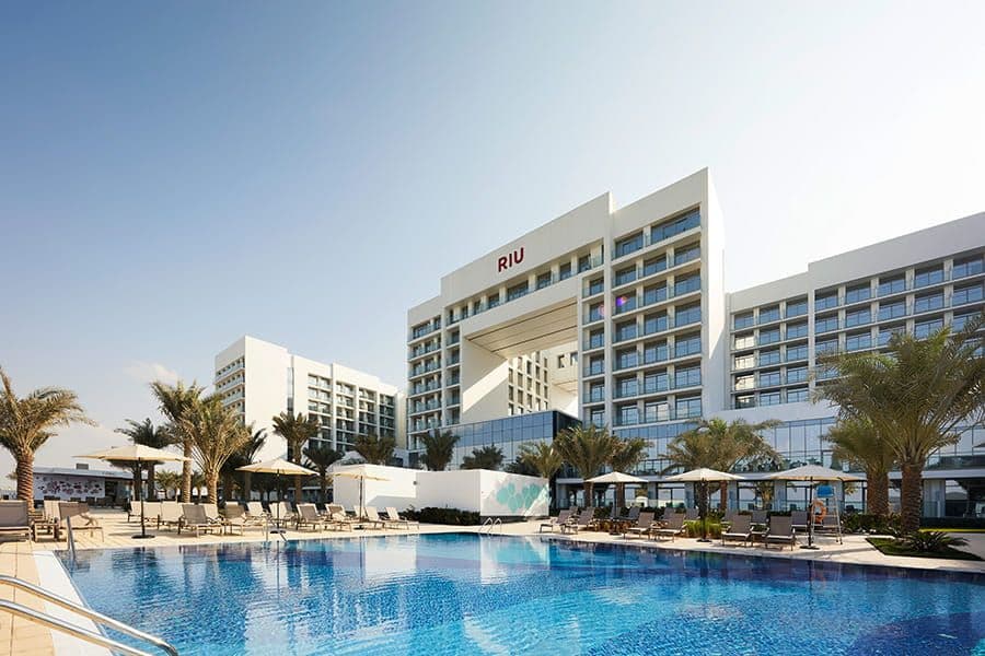 Swimming pool area at Hotel Riu Dubai