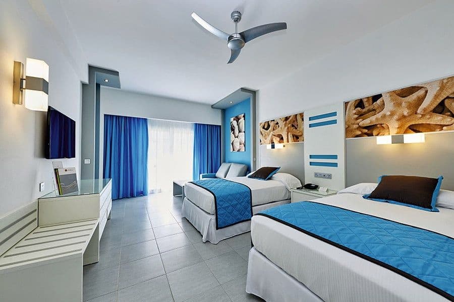 Guest room at Hotel Riu Dunamar