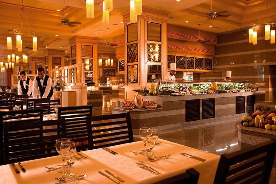 Restaurant at Hotel Riu Emerald Bay