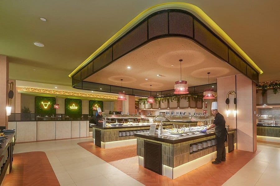 Restaurant at Hotel Riu Jalisco