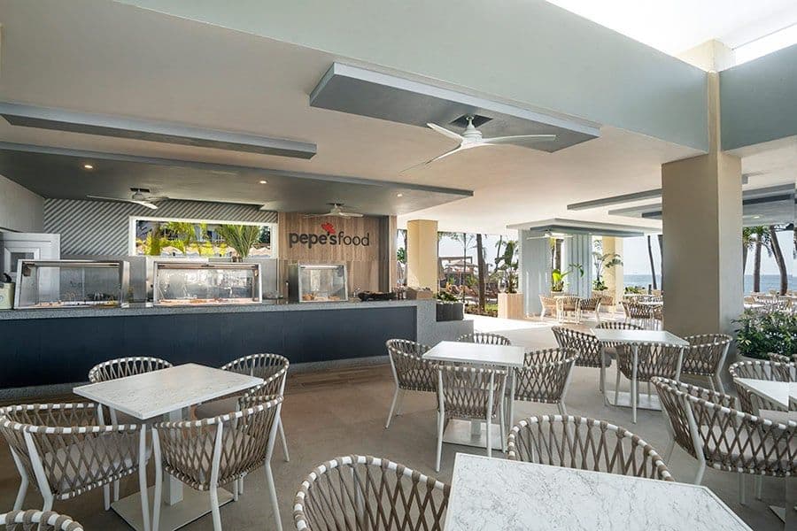 Restaurant at Hotel Riu Jalisco