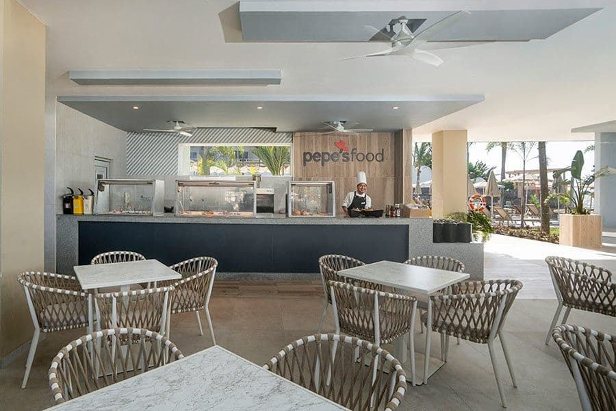 Restaurant at Hotel Riu Jalisco