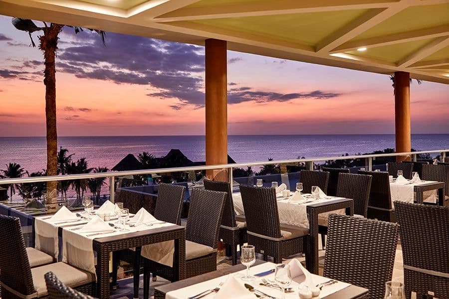 Restaurant at Hotel Riu Jambo