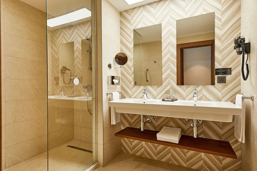 Guest room at Hotel Riu Jambo