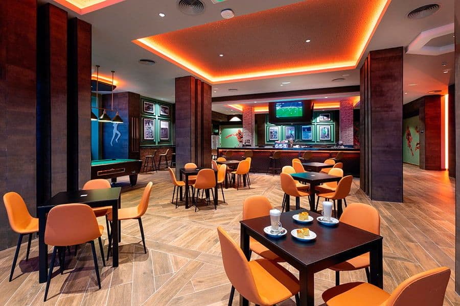 Restaurant at Hotel Riu Karamboa