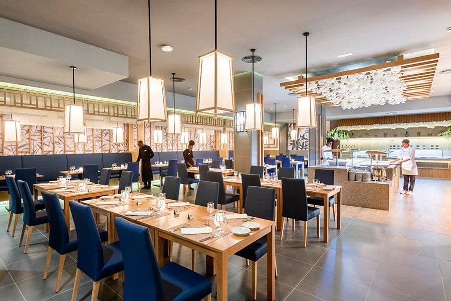 Restaurant at Hotel Riu Karamboa