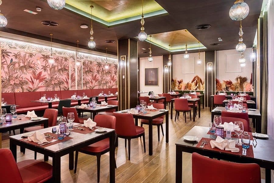 Restaurant at Hotel Riu Karamboa