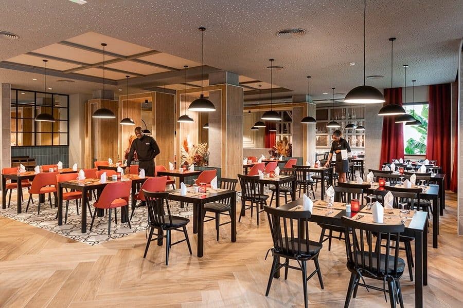 Restaurant at Hotel Riu Karamboa