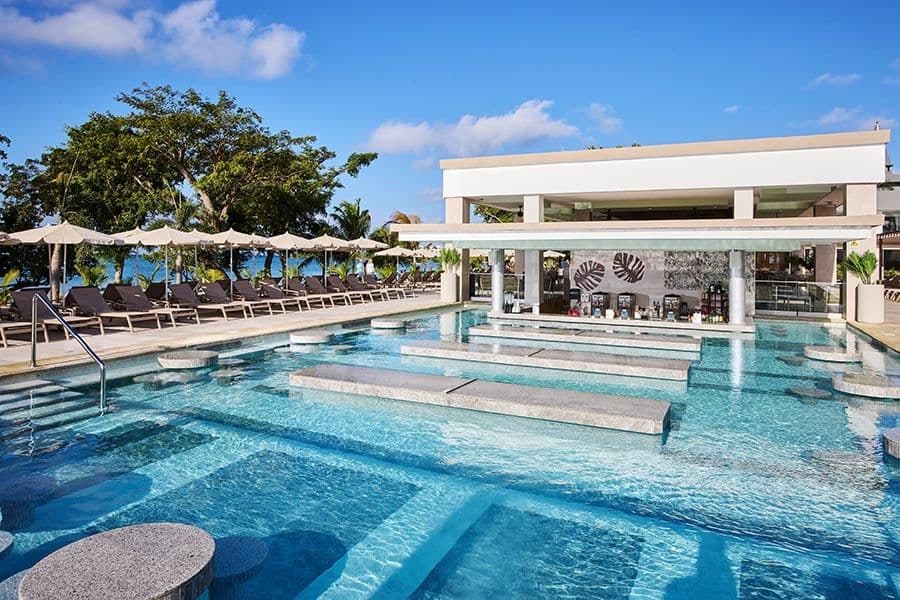 Swimming pool area at Hotel Riu Negril
