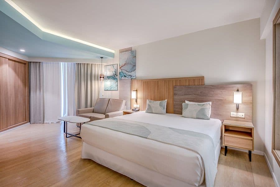 Beach at Hotel Riu Palace Antillas