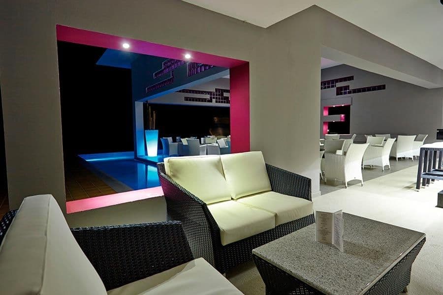 Swimming pool area at Hotel Riu Palace Costa Rica